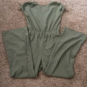 Elegant Girls Pastel Green Jumpsuit Sz 8-9
